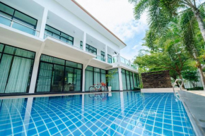 Rich Pool Villa Phang Nga